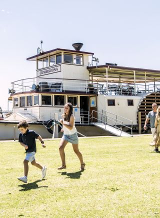 Paddle-steamer Cumberoona in The Murray